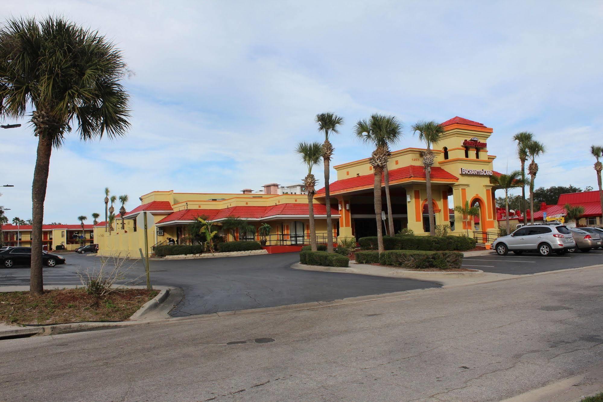 Clarion Inn & Suites Kissimmee-Lake Buena Vista South Exterior photo